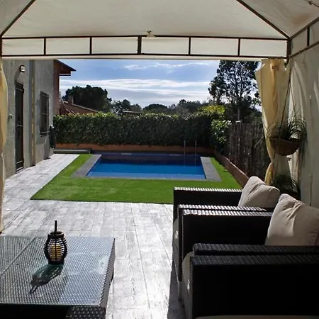 Villadora Villa *